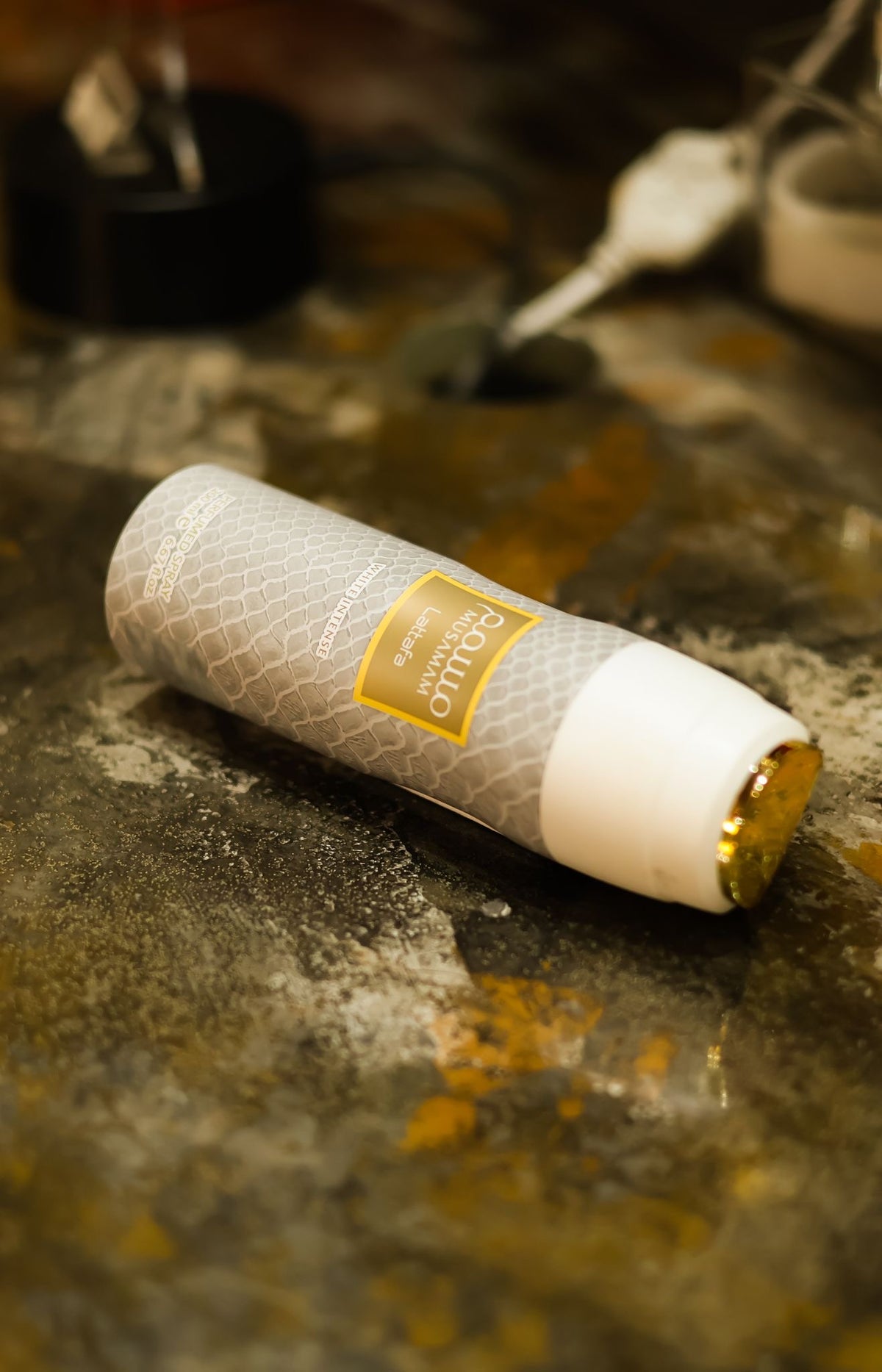 MUSAMAM WHITE INTENSE — Lattafa Body Spray
